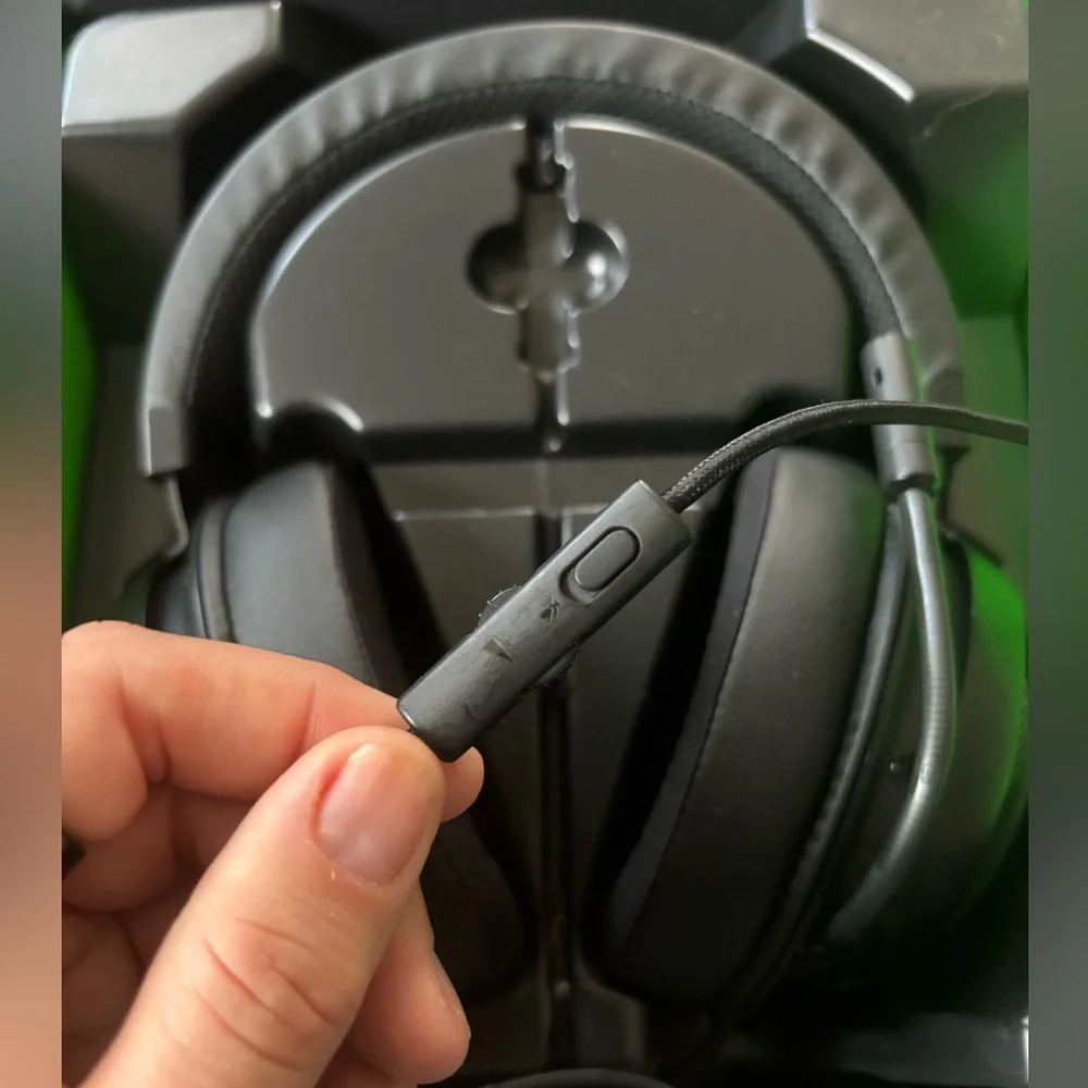 Razor Kraken multi-platform wired gaming headset | Black